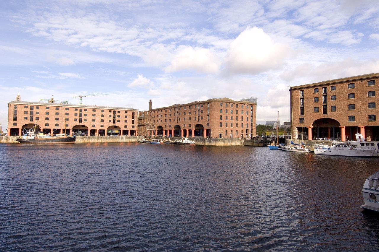 Premier Inn Liverpool Albert Dock מראה חיצוני תמונה