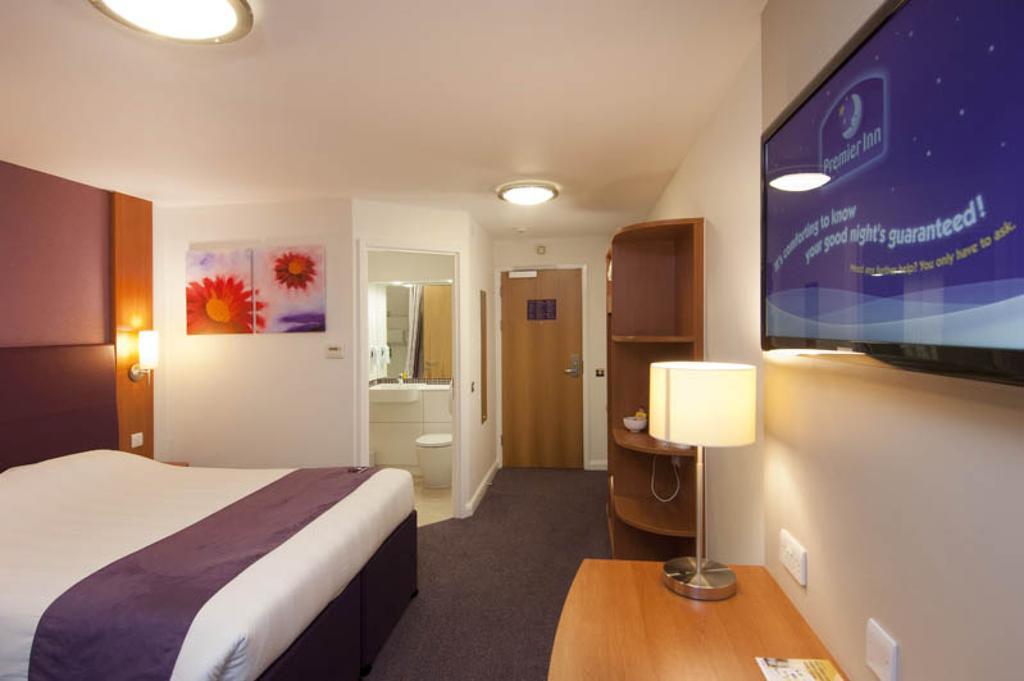Premier Inn Liverpool Albert Dock מראה חיצוני תמונה